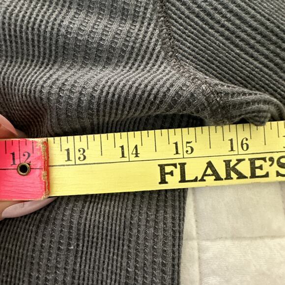 AERIE Henley Shirt Womens Medium Gray Waffle Weave Casual Retro Y2K Grunge - Picture 7 of 8